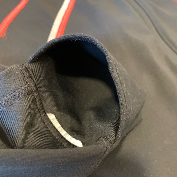 Under Armour Jacket Women large Black Semi-Fitted Cold Gear Full Zip Run - Picture 13 of 13